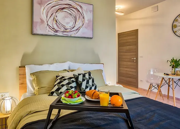 Parkside Apartments