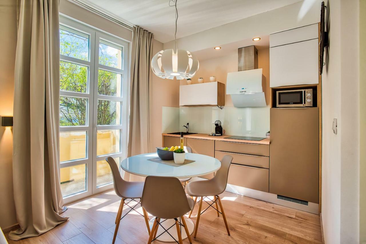Parkside Apartment
